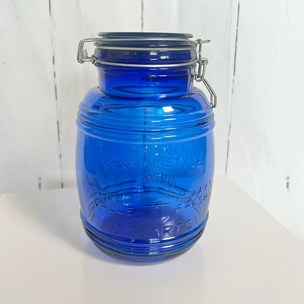 Vintage Uncle Ezra's Style Cracker Barrel 2-quart cobalt blue glass jar